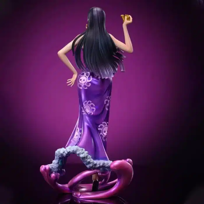 One Piece Boa Hancock Figurine 3